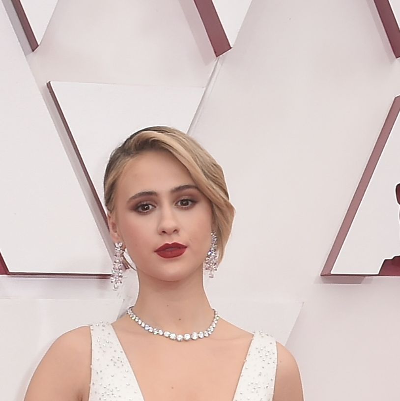 The Best Hair and Makeup Looks at the 2021 Oscars — See Photos