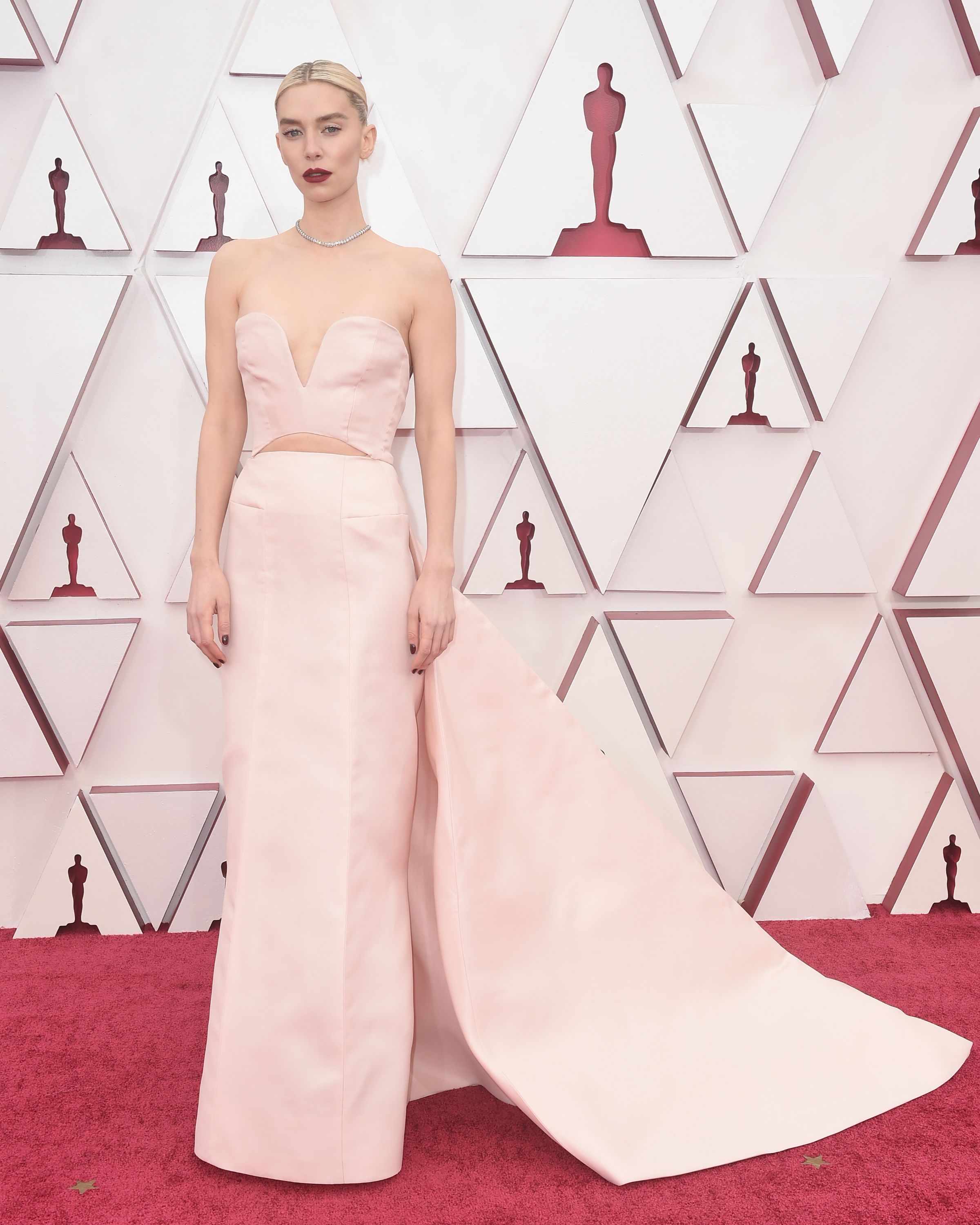 Oscars 2021 Best Dressed Celebrities On The Red Carpet