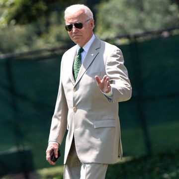 us president joe biden walks to marine one before departing from the south lawn of the white house in washington, dc, on august 6, 2021   biden travels to his home in wilmington, delaware, where he will spend the weekend photo by saul loeb  afp photo by saul loebafp via getty images