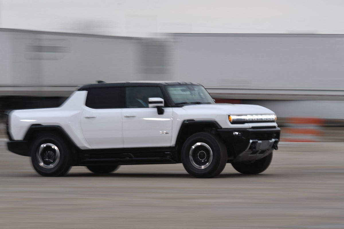 US: GMC Hummer EV Pickup Sales Down 83 Percent In Q2 2023, 57% OFF