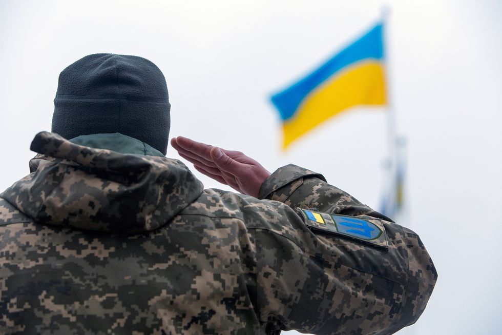 soldado bandera ucrania 2021