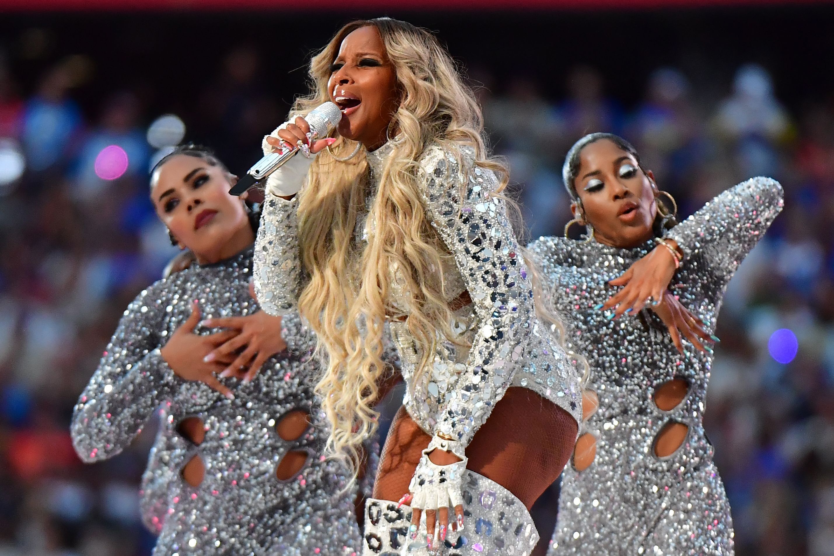 See Mary J. Blige Shine in Custom Dundas at the Super Bowl Halftime Show