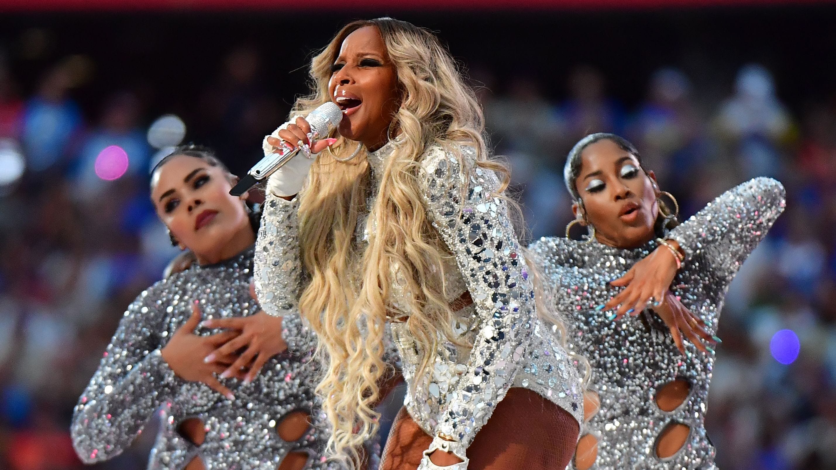 See Mary J. Blige Shine in Custom Dundas at the Super Bowl Halftime Show