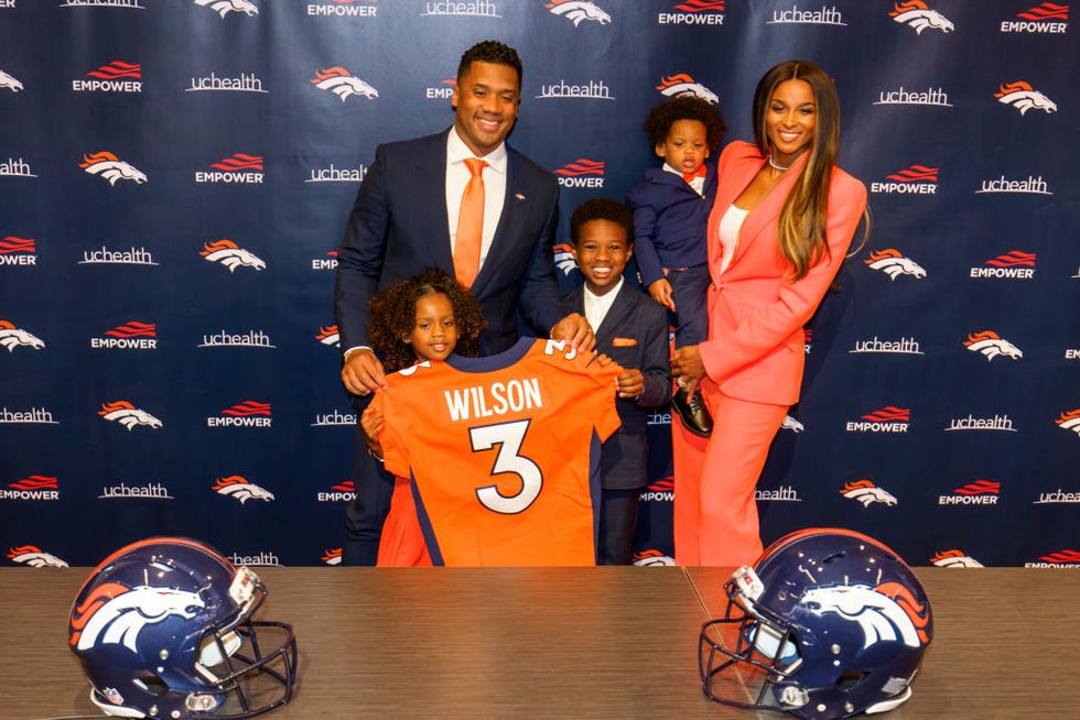 Denver Broncos: Here's how Russell Wilson looks in orange and blue