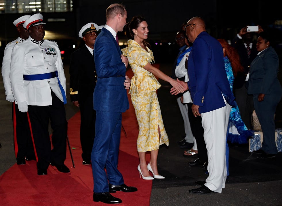 nassau, bahamas   march 26 prince william, duke of cambridge and catherine, duchess of cambridge attend a departure ceremony at lynden pindling international airport on march 26, 2022 in nassau, bahamas, at the end of their eight day tour the duke and duchess of cambridge have visited belize, jamaica and the bahamas on behalf of her majesty the queen on the occasion of the platinum jubilee  photo by toby melville   poolgetty images