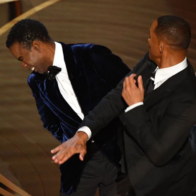 topshot us actor will smith r slaps us actor chris rock onstage during the 94th oscars at the dolby theatre in hollywood, california on march 27, 2022 photo by robyn beck afp photo by robyn beckafp via getty images