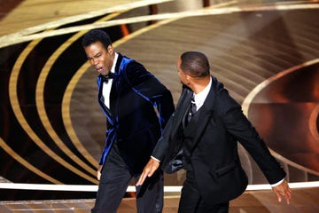 hollywood, ca   march 27, 2022    will smith slaps chris rock onstage during the show  at the 94th academy awards at the dolby theatre at ovation hollywood on sunday, march 27, 2022  myung chun  los angeles times