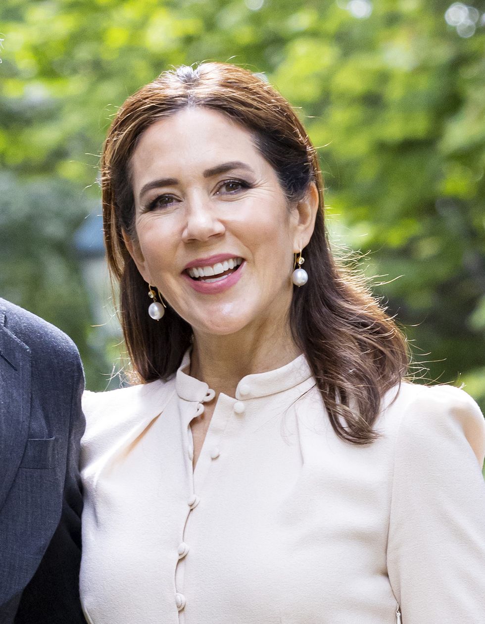 the hague, netherlands june 21 crown prince frederik of denmark and crown princess mary of denmark attend a reception at the end of their two day visit to the netherlands at the danish residence on june 21, 2022 in the hague, netherlands photo by patrick van katwijkgetty images