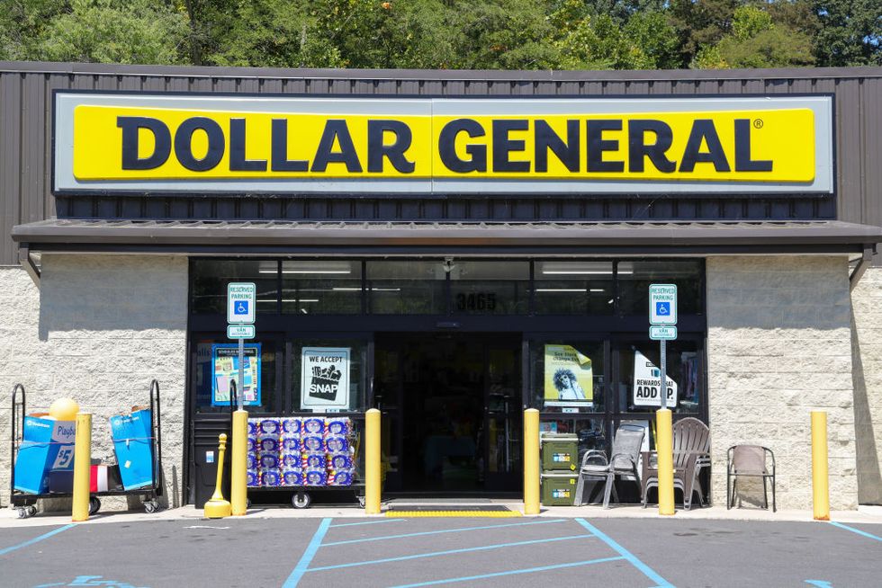 Is Dollar General Open on Christmas Day in 2023?