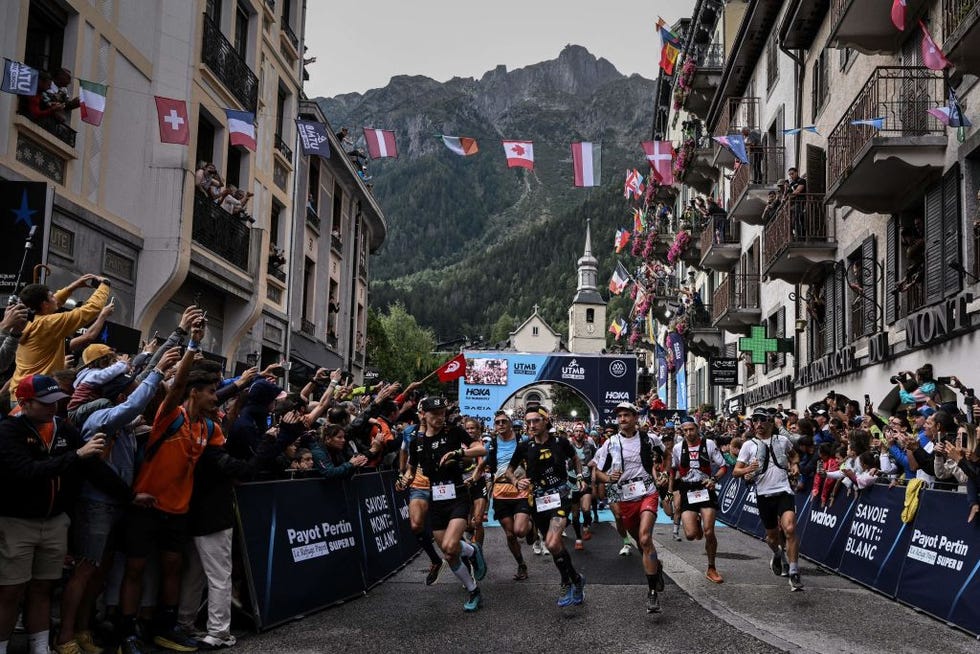 runners take the start of the 19th edition of the ultra trail du mont blanc utmb, a 171km ultramarathon mountain race crossing france, italy and switzerland, in chamonix, on august 26, 2022 photo by jeff pachoud afp photo by jeff pachoudafp via getty images