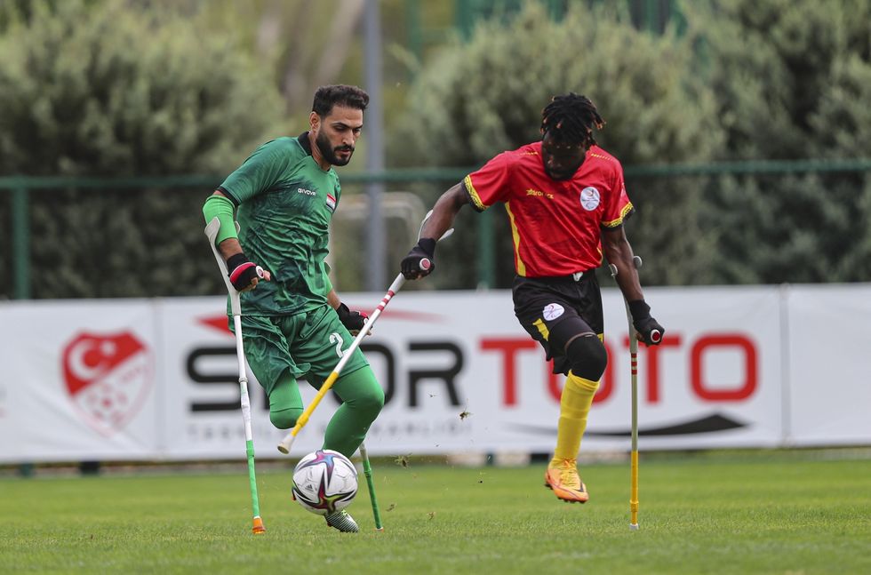 Irak neemt het op tegen Angola tijdens het wereldkampioenschap amputatievoetbal In het weekend won Angola zijn eerste drie wedstrijden in Groep F tegen Uruguay Irak en Itali Het team gaat nu door naar de tweede ronde