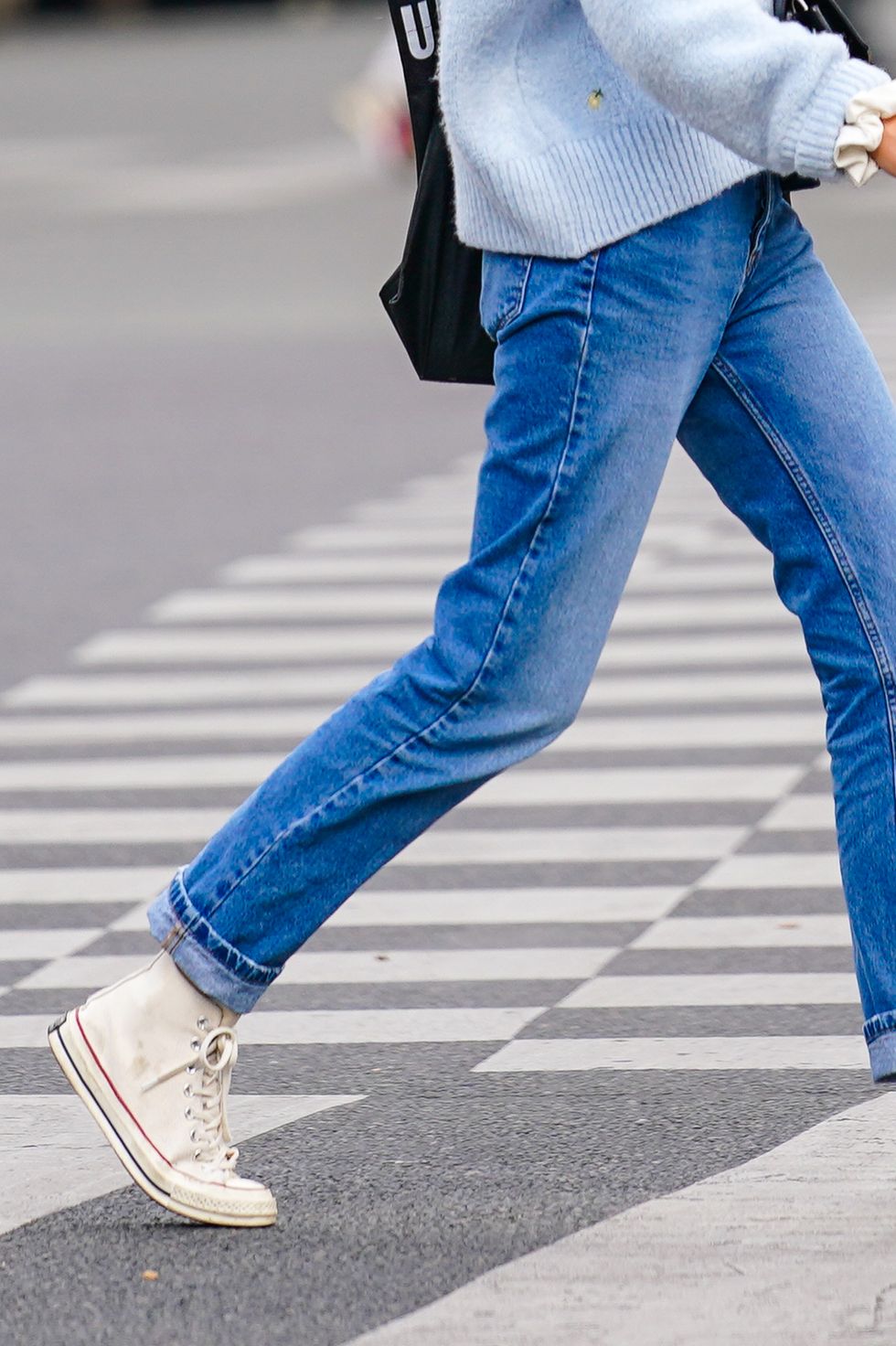 Bluebell Tilgængelig præambel Exactly How to Cuff Your Denim Jeans — 5 Ways to Cuff Jeans 2020