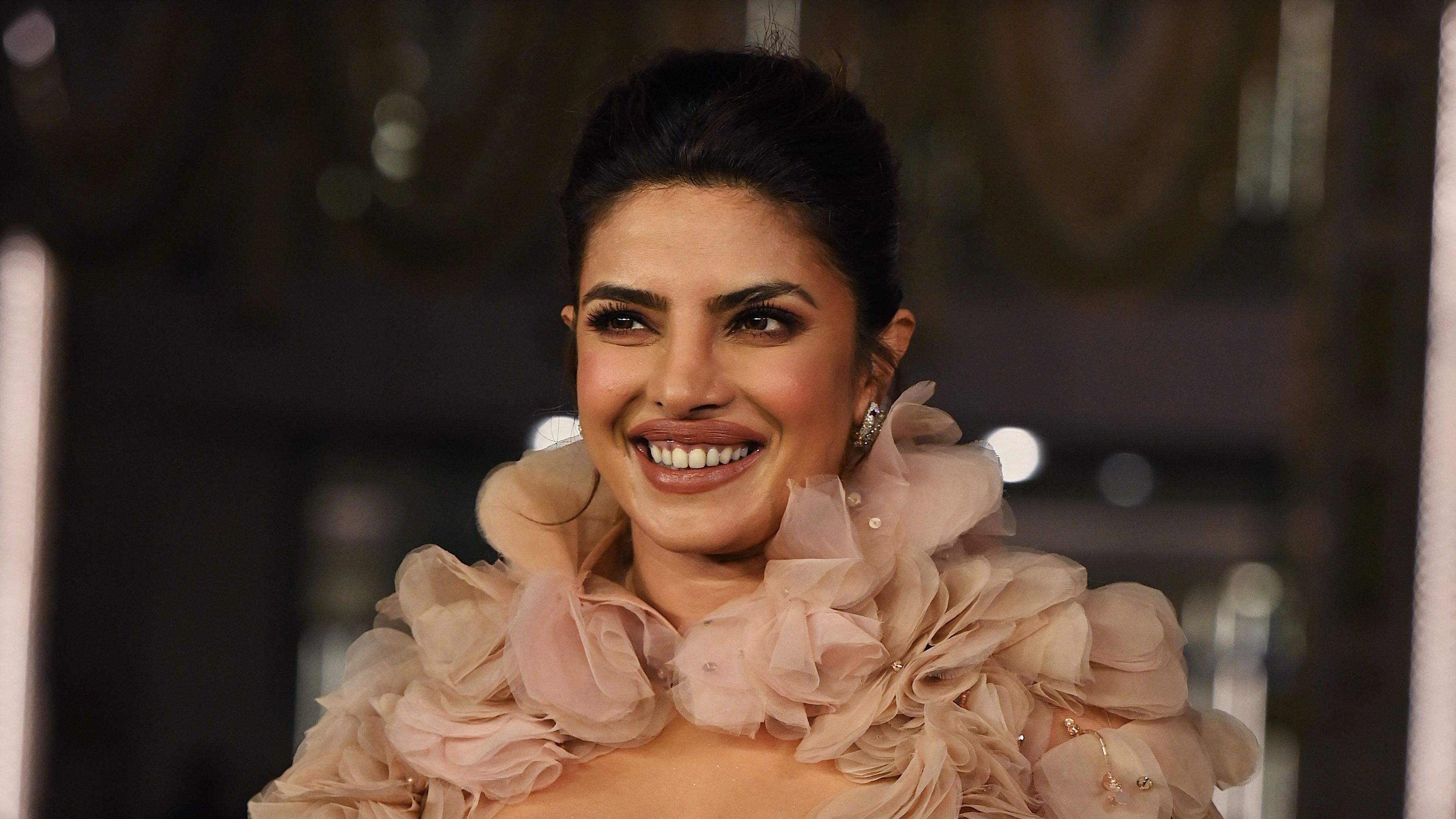 3646px x 2051px - See Priyanka Chopra In a Sheer Jeweled Gown with a Petal-Adorned Cape