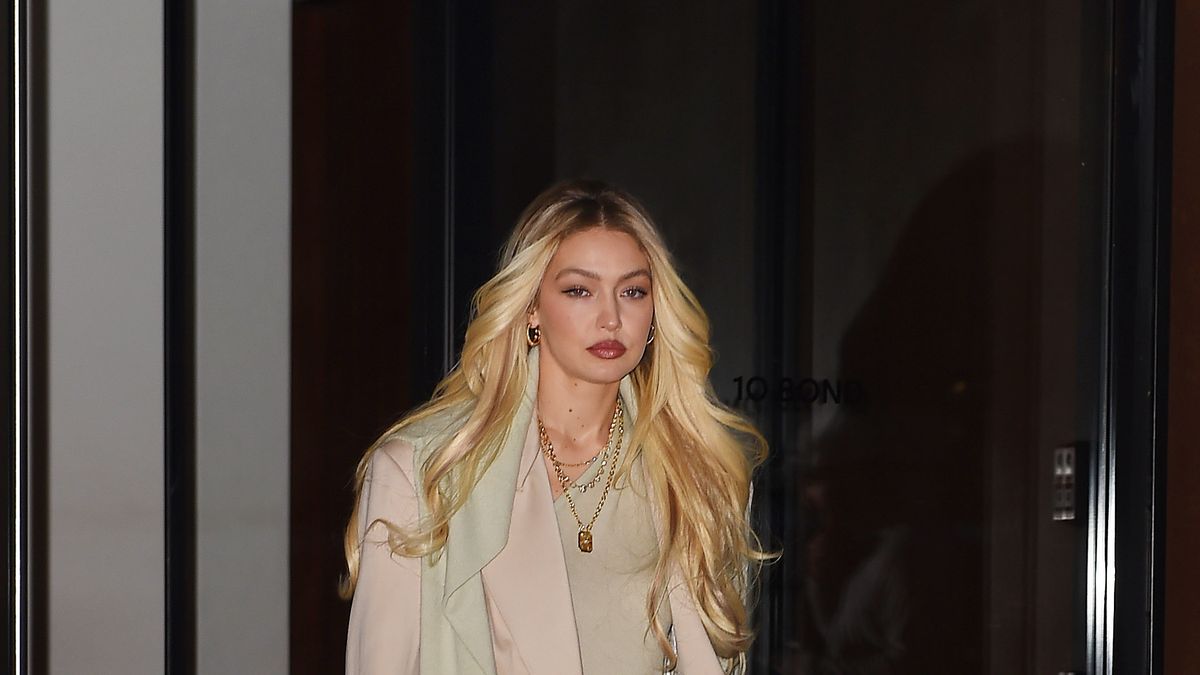 Gigi Hadid Is Bringing Back the Button-Fly