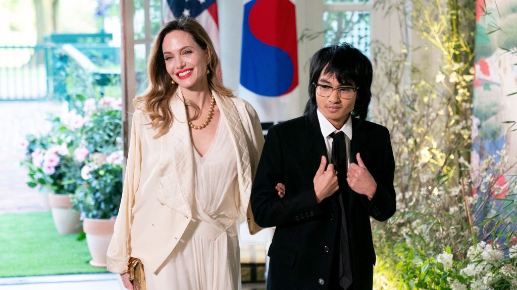 poster advertising Louis Vuitton handbag with Angelina Jolie