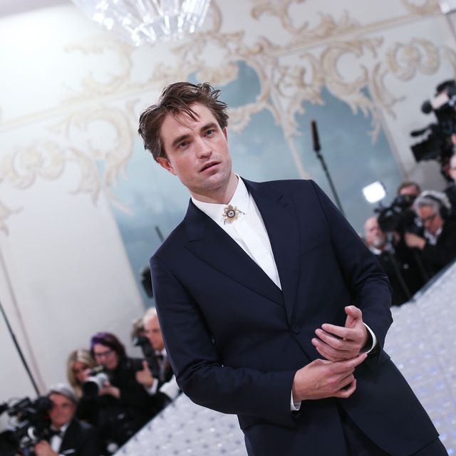 robert pattinson at the 2023 met gala karl lagerfeld a line of beauty held at the metropolitan museum of art on may 1, 2023 in new york, new york photo by lexie morelandwwd via getty images