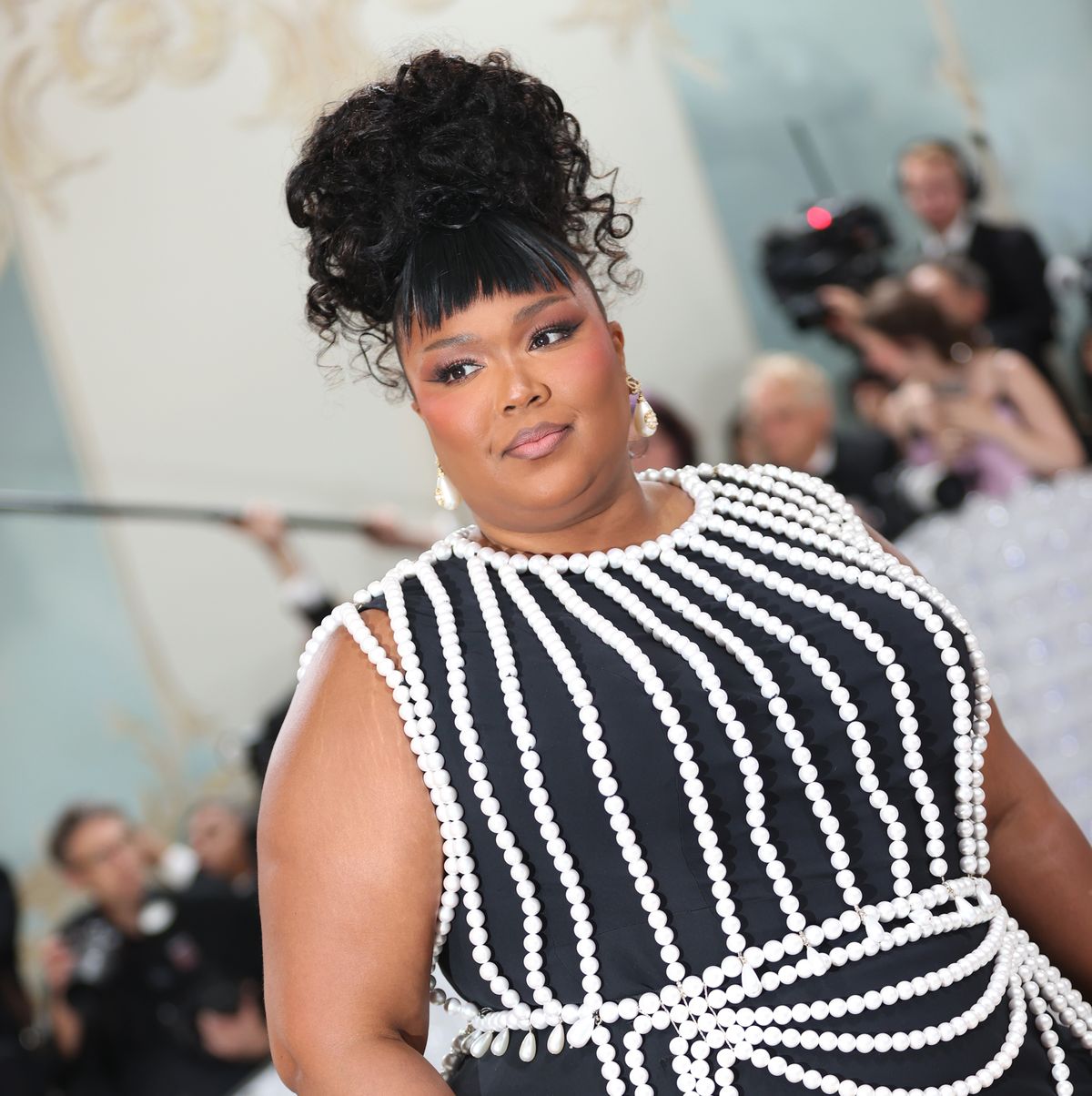 Lizzo says she doesn't 'ever want to be thin' as she speaks out on working