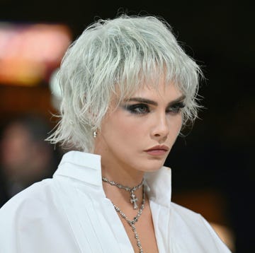 cara delevingne grey hair