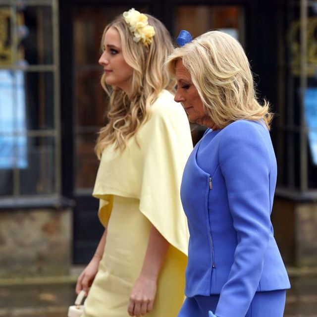 us first lady jill biden and her grand daughter finnegan biden arrive at westminster abbey in central london on may 6, 2023, ahead of the coronations of britains king charles iii and britains camilla, queen consort the set piece coronation is the first in britain in 70 years, and only the second in history to be televised charles will be the 40th reigning monarch to be crowned at the central london church since king william i in 1066 outside the uk, he is also king of 14 other commonwealth countries, including australia, canada and new zealand camilla, his second wife, will be crowned queen alongside him, and be known as queen camilla after the ceremony photo by andrew milligan pool afp photo by andrew milliganpoolafp via getty images