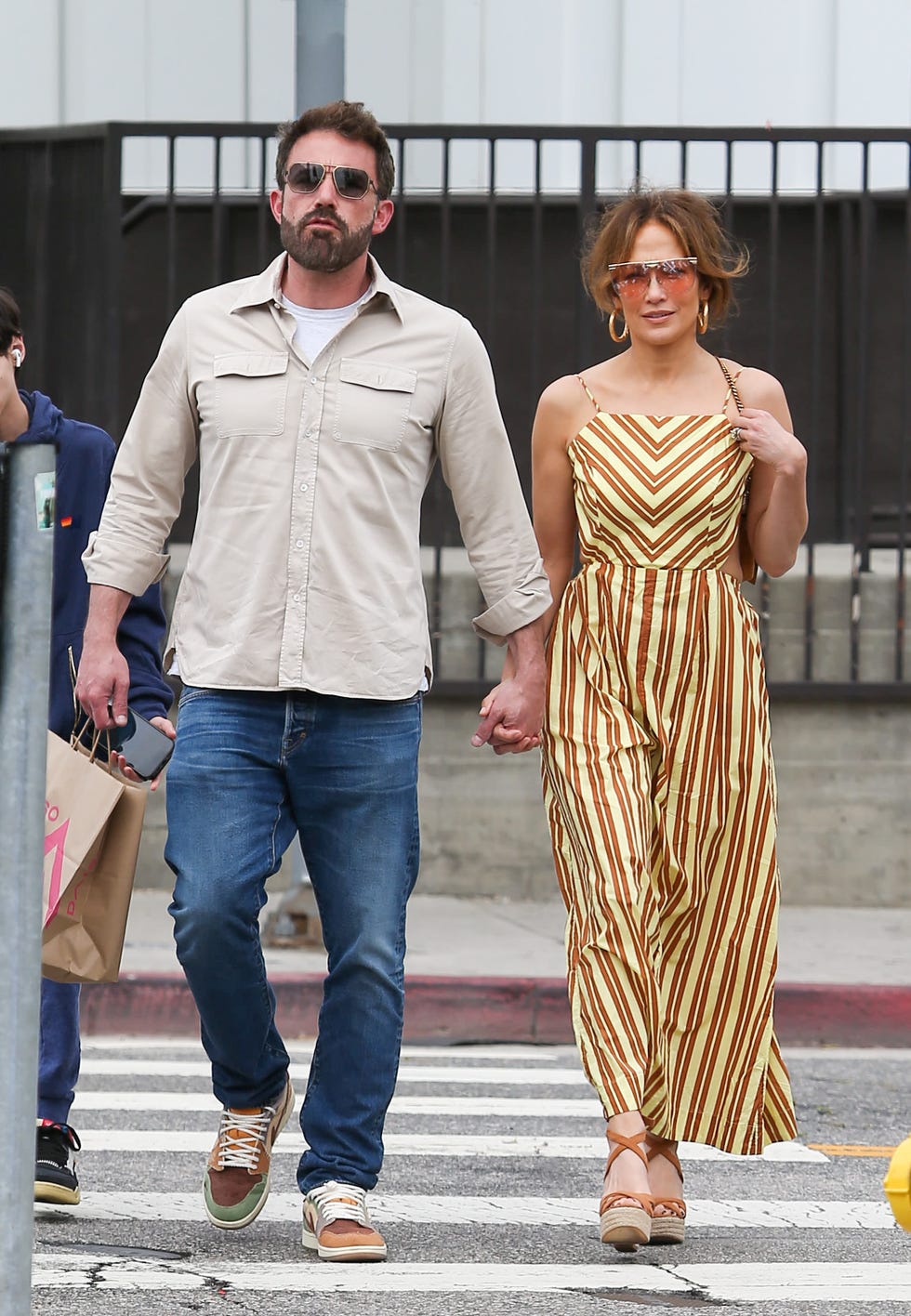 LOS ANGELES, CA MAY 20 Ben Affleck and Jennifer Lopez are seen on May 20, 2023 in Los Angeles, California in a photo by TCelebrityFinderbauer Griffiths.