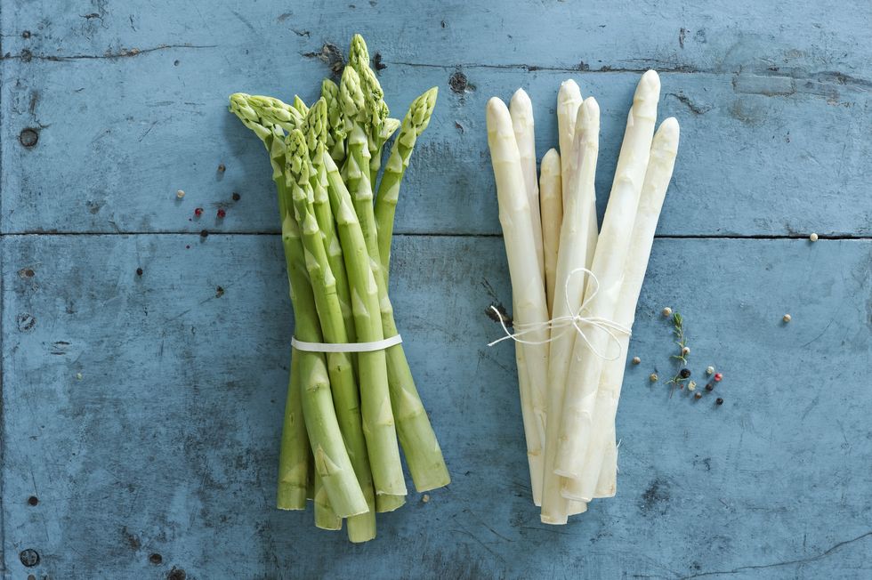 le migliori ricette per valorizzare il prezioso sapore degli asparagi bianchi e amarli tutta la primavera