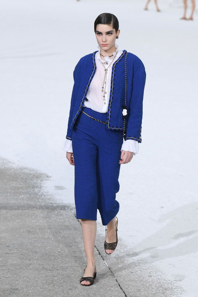 Was Kristen Stewart the Best Thing About the Chanel Spring 2021 Show   Fashionista