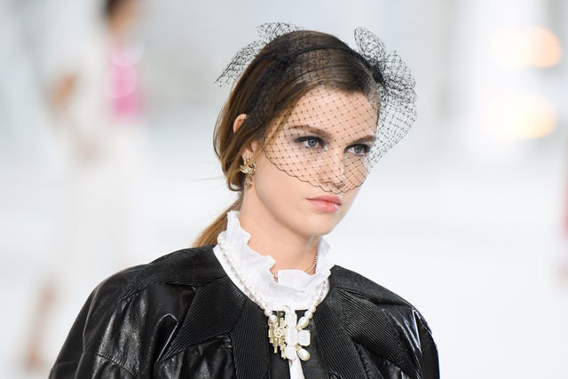 Paris Fashion Week Spring 2021: Chanel Beauty Runway Makeup