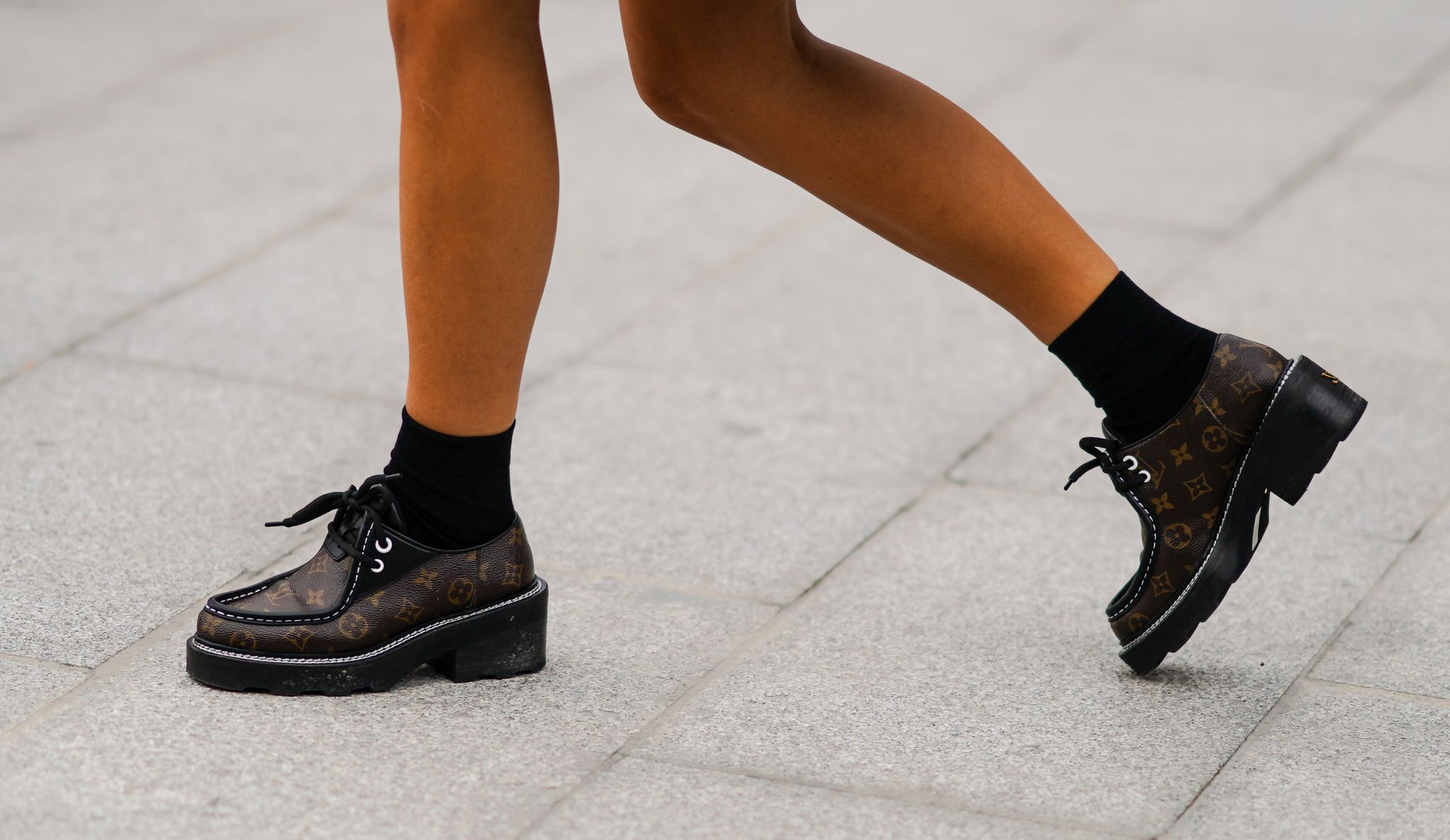 Louis Vuitton Fall 19  Zapatos, Botines, Ropa de moda hombre