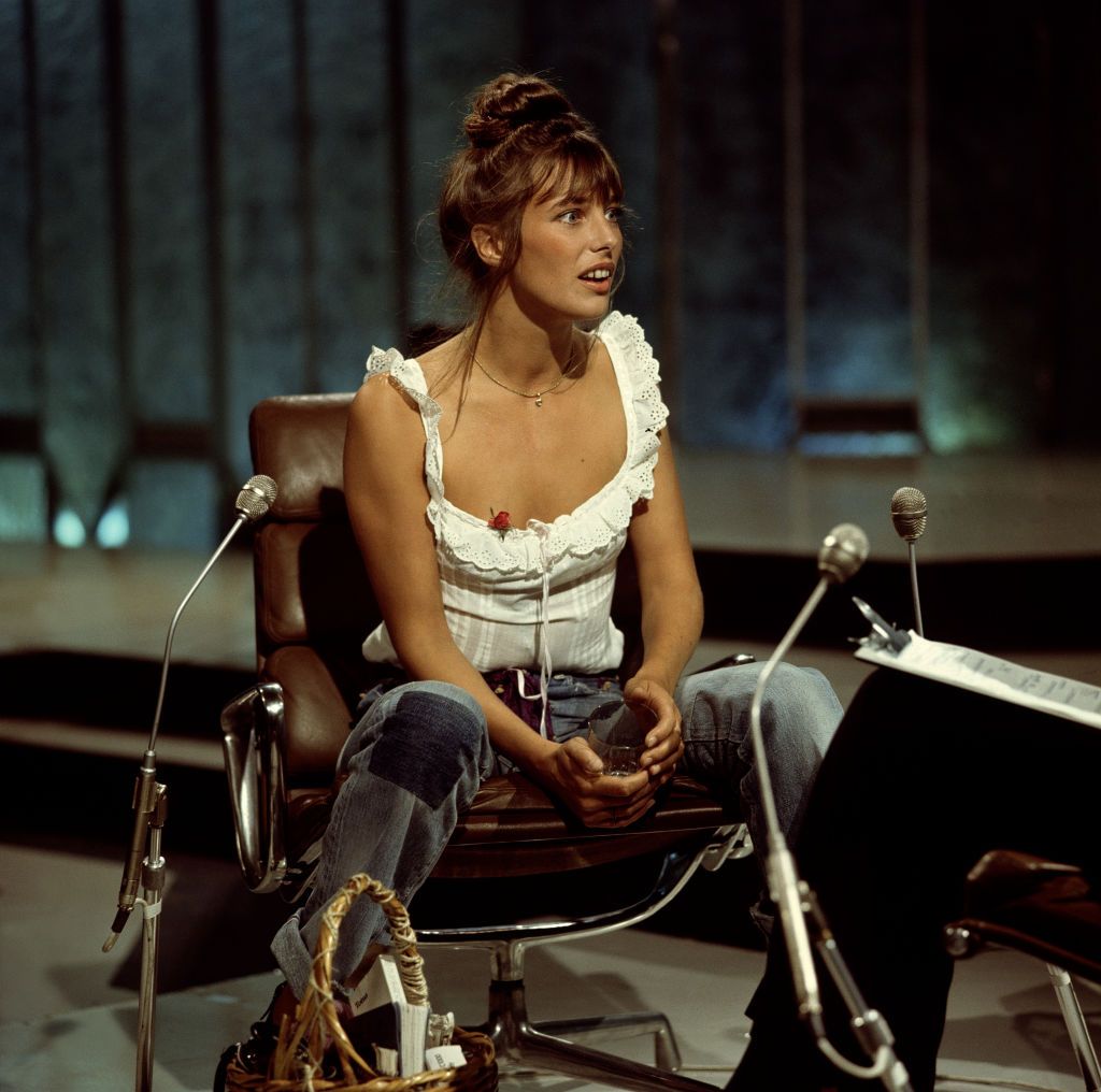 Great Outfits in Fashion History: Jane Birkin in a Timeless Vacation Tank  Top - Fashionista