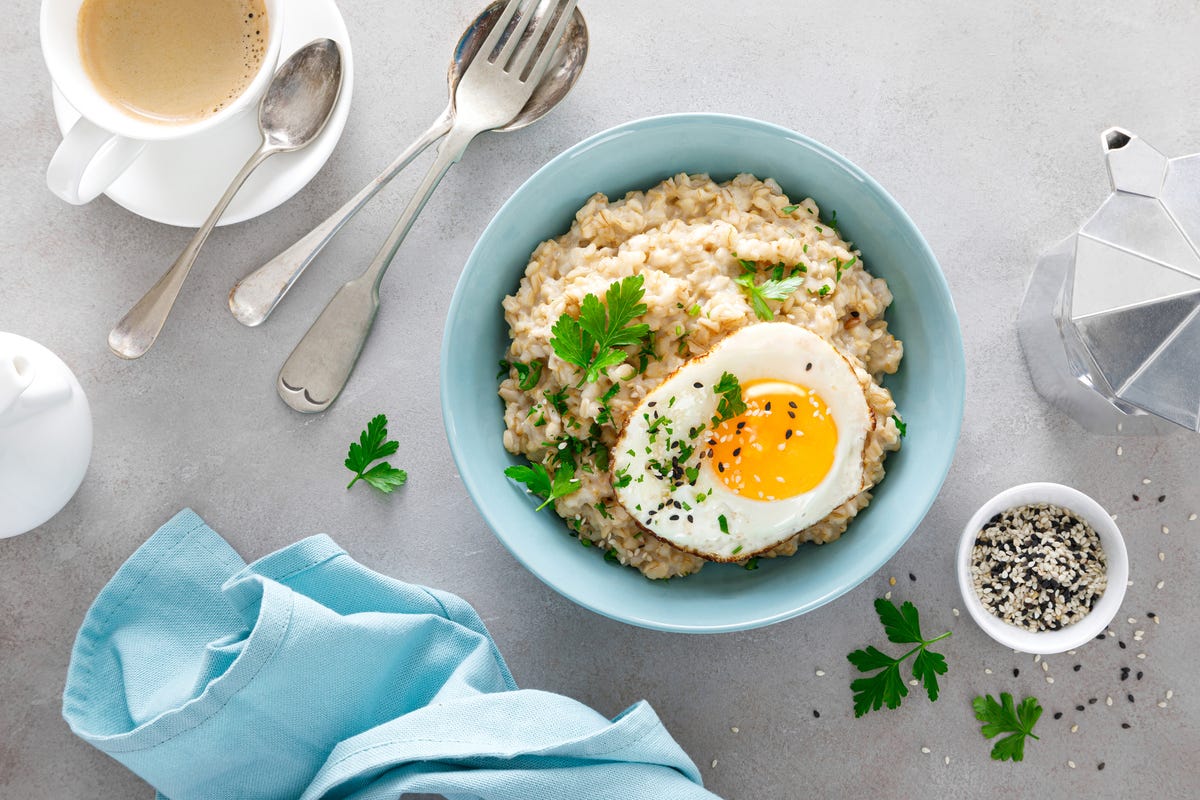 Ricetta porridge salato: un'ottima variante per pranzo e spuntini