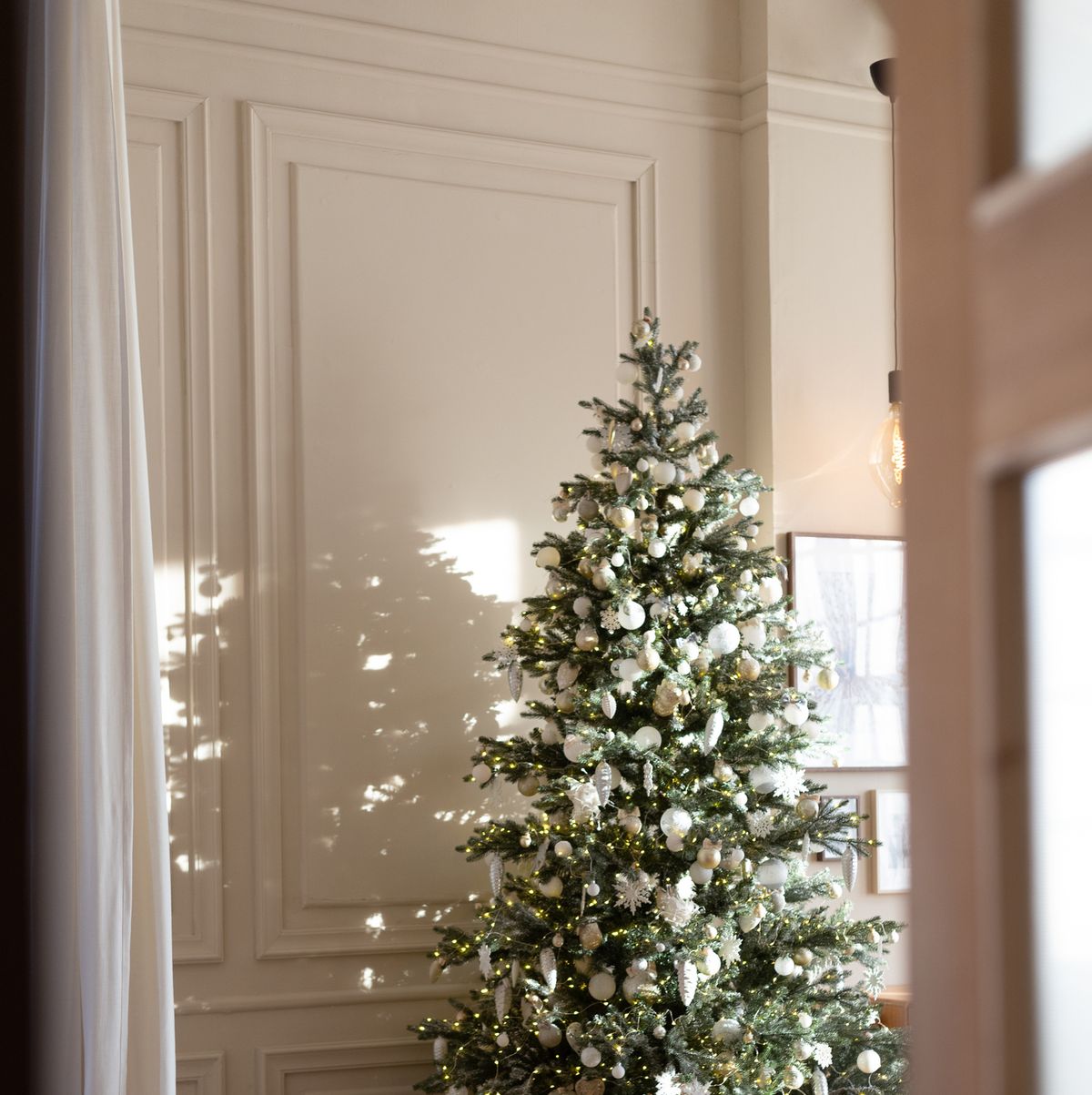 Gli alberi di Natale 2023: pop up e da comprare in sconto