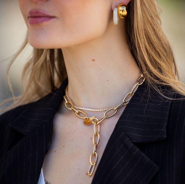 Classic Jewelry Pieces That Are a Must-Have for Every Woman