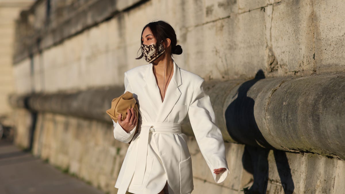 preview for How to Make a DIY Mask Using a Sock, a Bandana, or a Crop Top