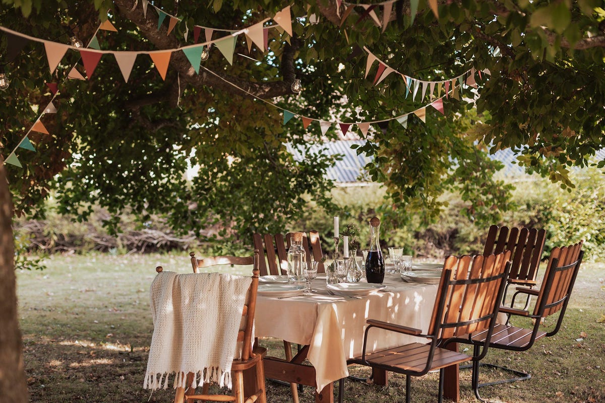 Supper club hosts share their al fresco dining tips