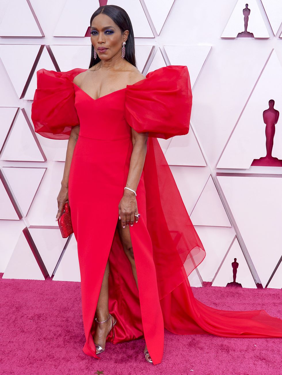 los angeles, california – april 25 angela bassett attends the 93rd annual academy awards at union station on april 25, 2021 in los angeles, california photo by chris pizzello poolgetty images