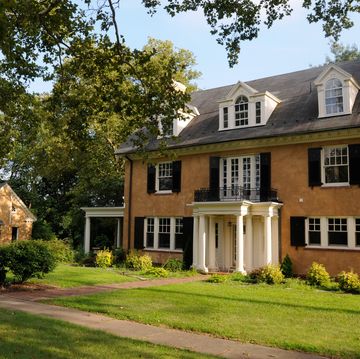 taylor swift childhood home for sale on market reading wyomissing pennsylvania