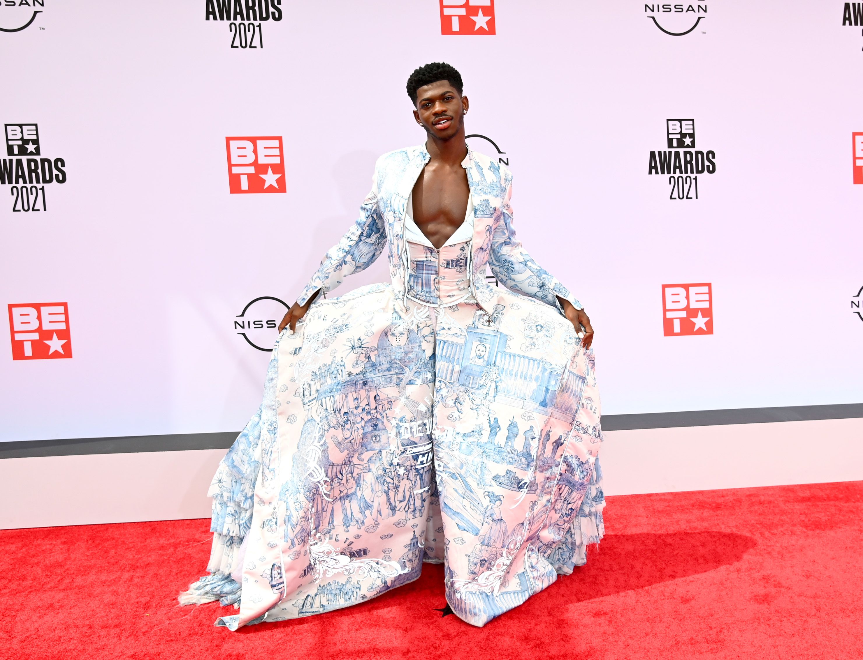 Lil Nas X emphatically schools homophobes after fiery BET Awards kiss