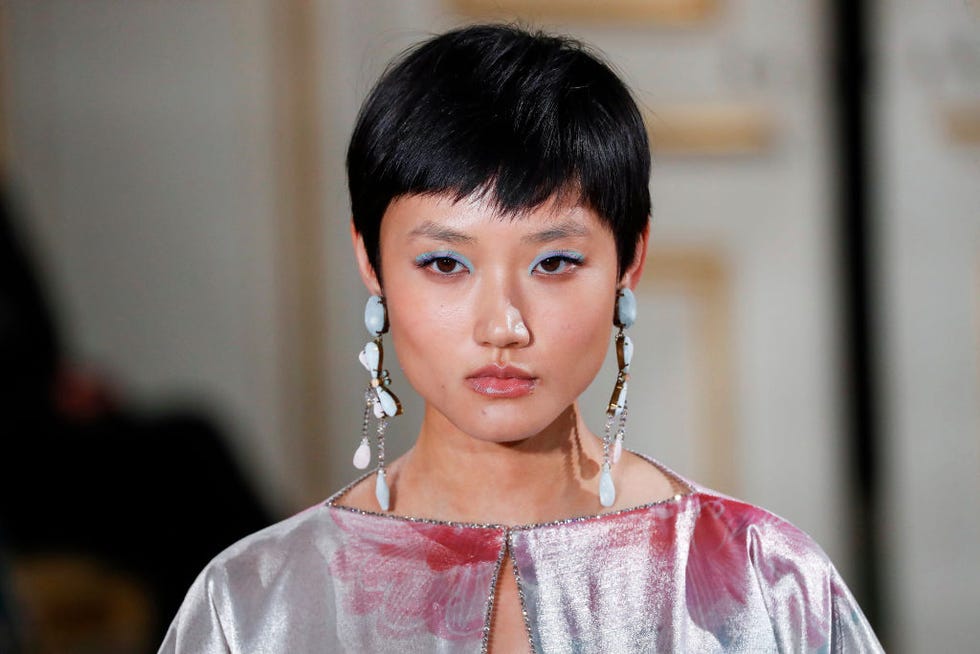 headshot detail at the giorgio armani prive haute couture fallwinter 20212022 show as part of paris fashion week on july 6, 2021 in paris, francephoto by estropgetty images