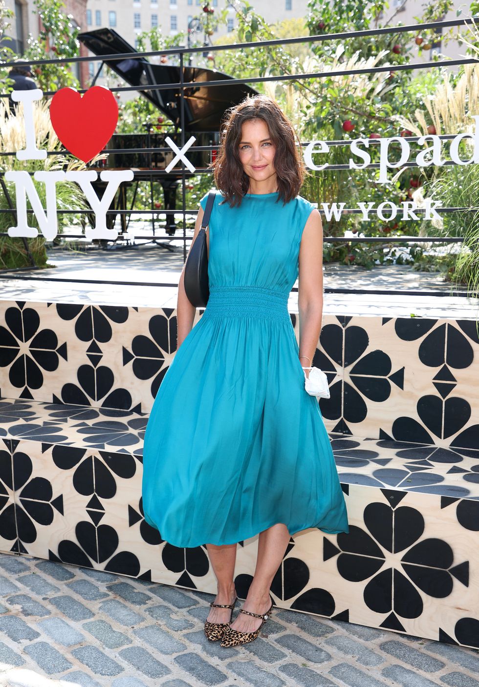 new york, new york   september 08 actress katie holmes is seen during the kate spade new york popup installation vip opening party for nyfw the shows at gansevoort plaza on september 08, 2021 in new york city photo by cindy ordgetty images for nyfw the shows