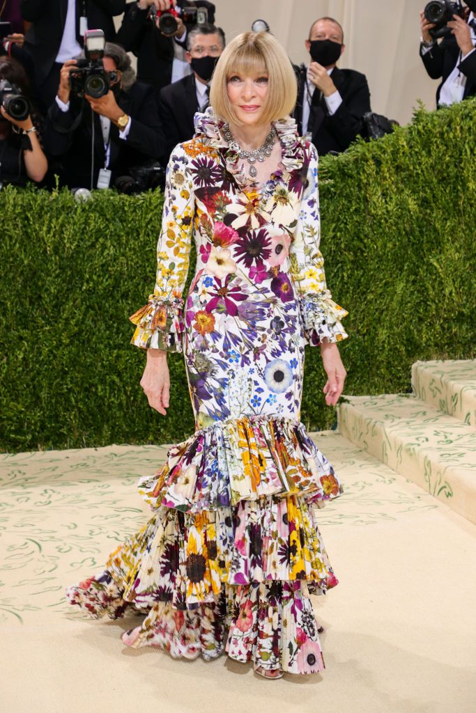 new york, new york   september 13 anna wintour attends the 2021 met gala celebrating in america a lexicon of fashion at metropolitan museum of art on september 13, 2021 in new york city photo by theo wargogetty images