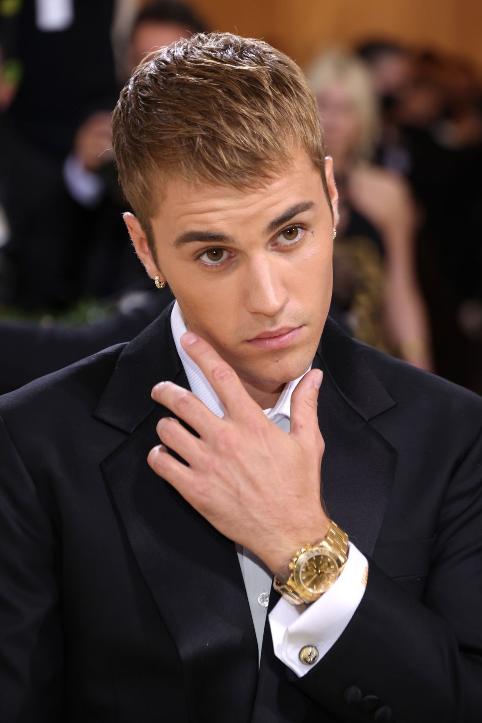 new york, new york   september 13 justin bieber attends the 2021 met gala celebrating in america a lexicon of fashion at metropolitan museum of art on september 13, 2021 in new york city photo by john shearerwireimage