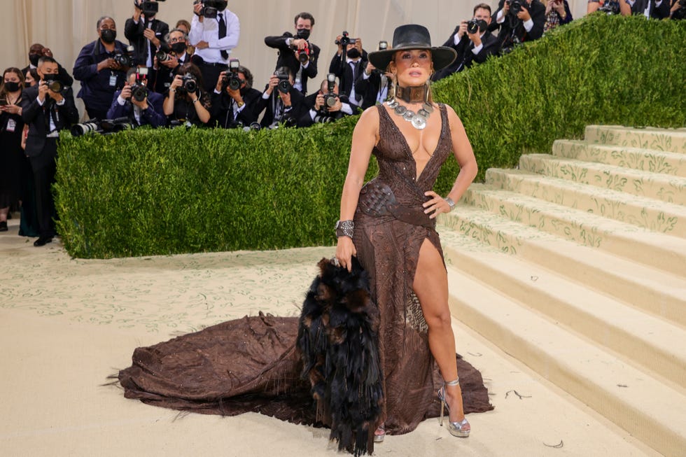 Met Gala 2021 - The Met Gala Red Carpet Dresses That Made The Best ...