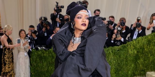 new york, new york   september 13 rihanna attends the 2021 met gala celebrating in america a lexicon of fashion at metropolitan museum of art on september 13, 2021 in new york city photo by theo wargogetty images