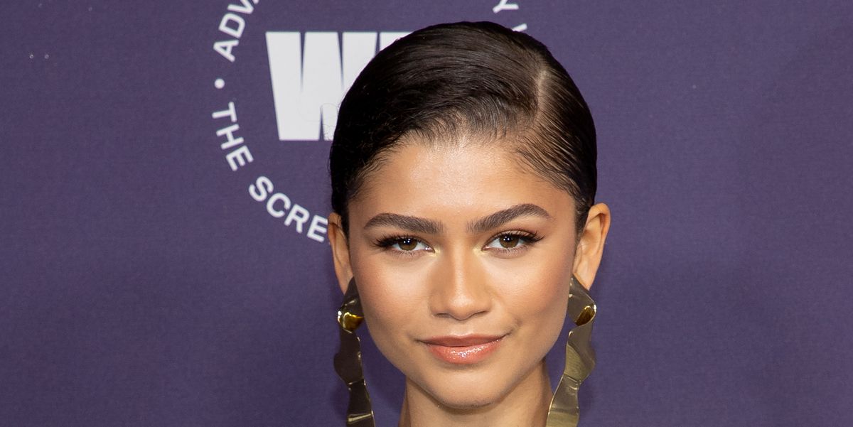Zendaya Just Wore the Curve-Hugging Dress Instagram is Obsessed With