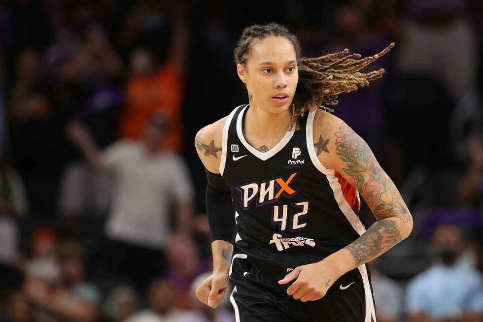 phoenix, arizona october 06 brittney griner 42 of the phoenix mercury during the first half in game four of the 2021 wnba semifinals at footprint center on october 06, 2021 in phoenix, arizona note to user user expressly acknowledges and agrees that, by downloading and or using this photograph, user is consenting to the terms and conditions of the getty images license agreement photo by christian petersengetty images