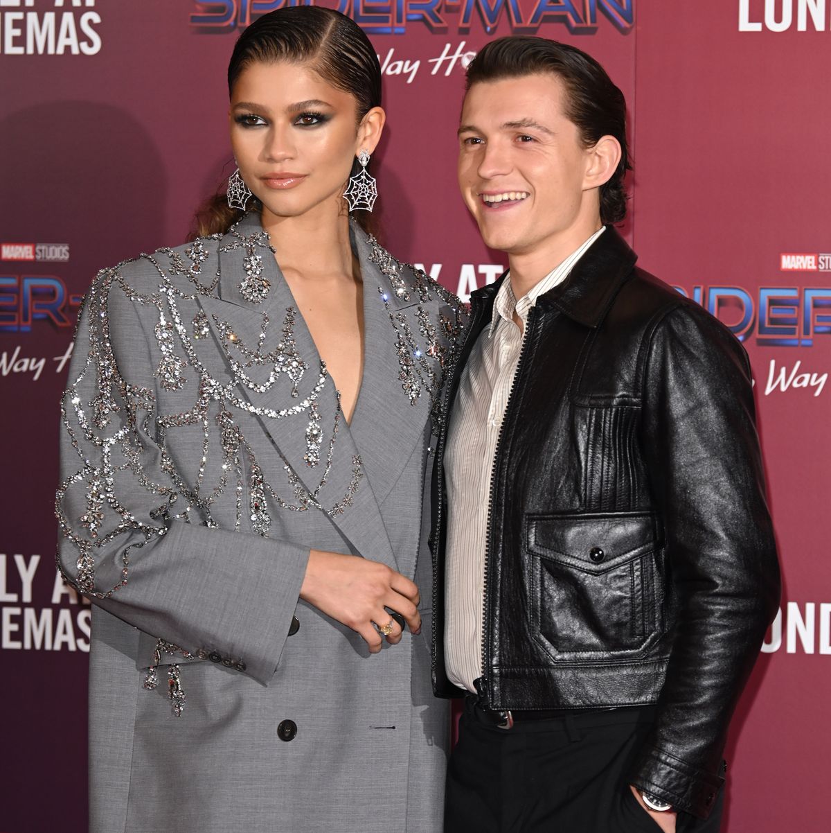 london, england   december 05 zendaya and tom holland attend a photocall for spiderman no way home at the old sessions house on december 05, 2021 in london, england photo by karwai tangwireimage