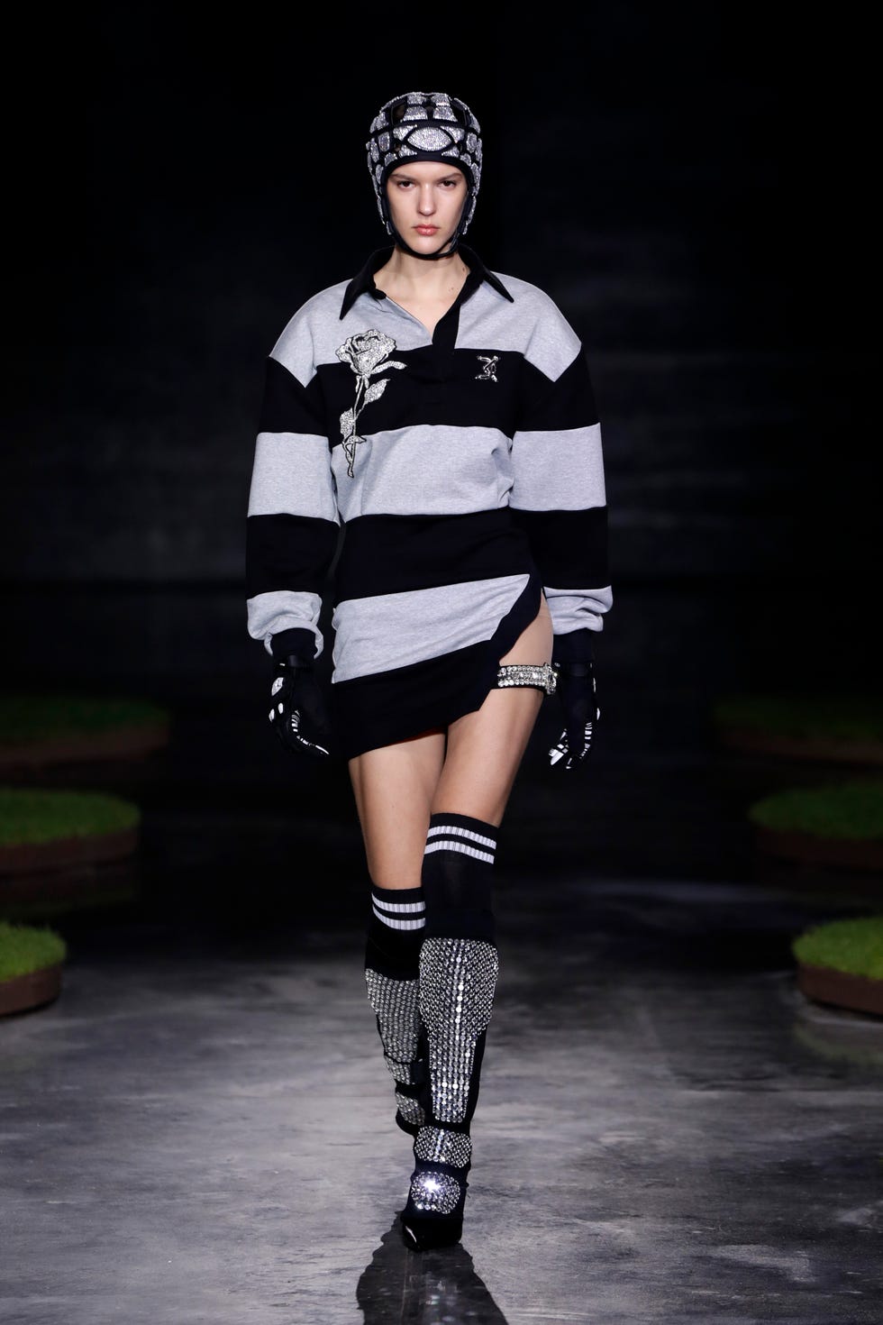 london, england february 20 a model walks the runway at the david koma during london fashion week february 2022 on february 20, 2022 in london, england photo by john phillipsbfcgetty images for bfc