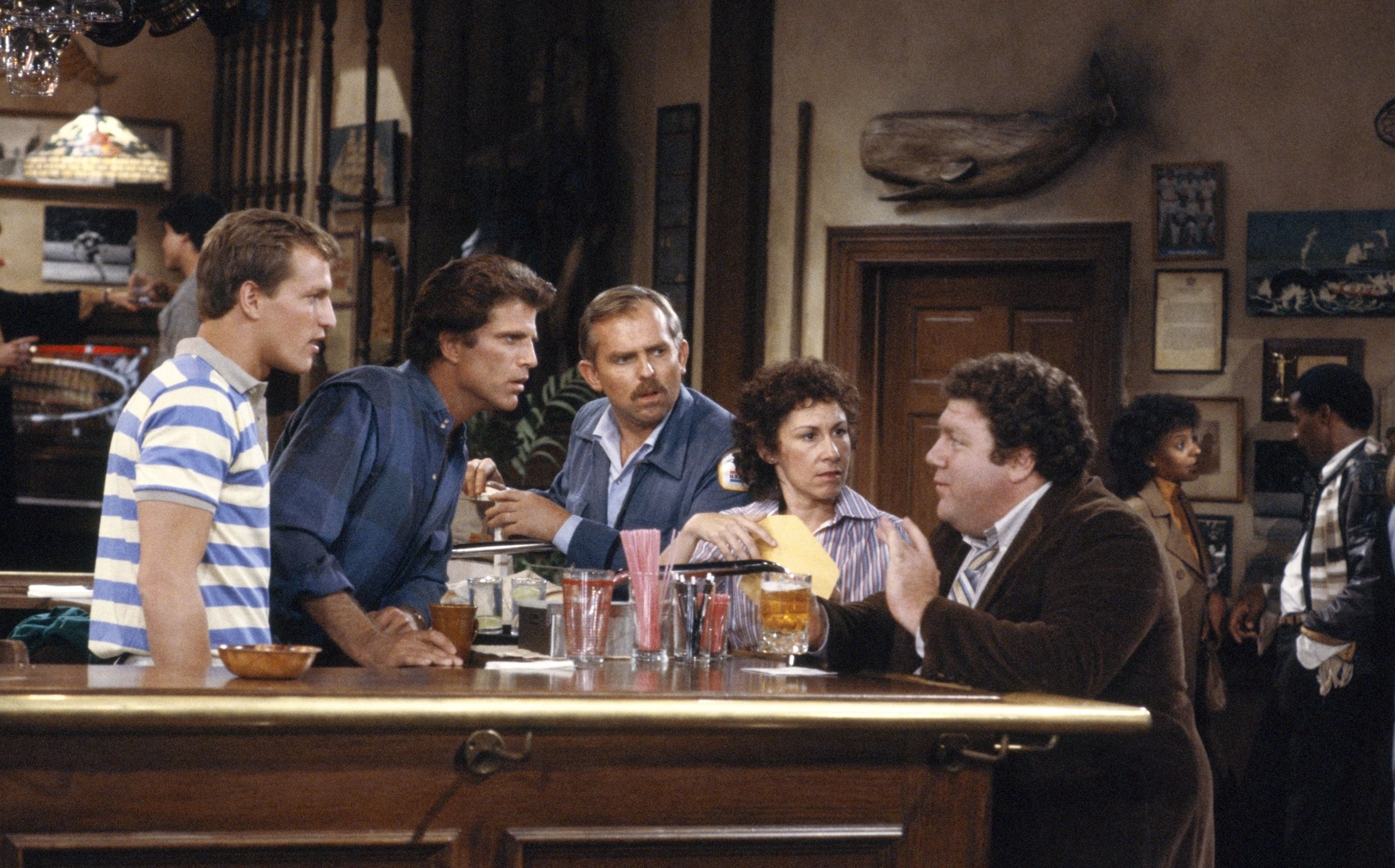 Cheers 25th Anniversary Review - Why Cheers Is Still a Great 