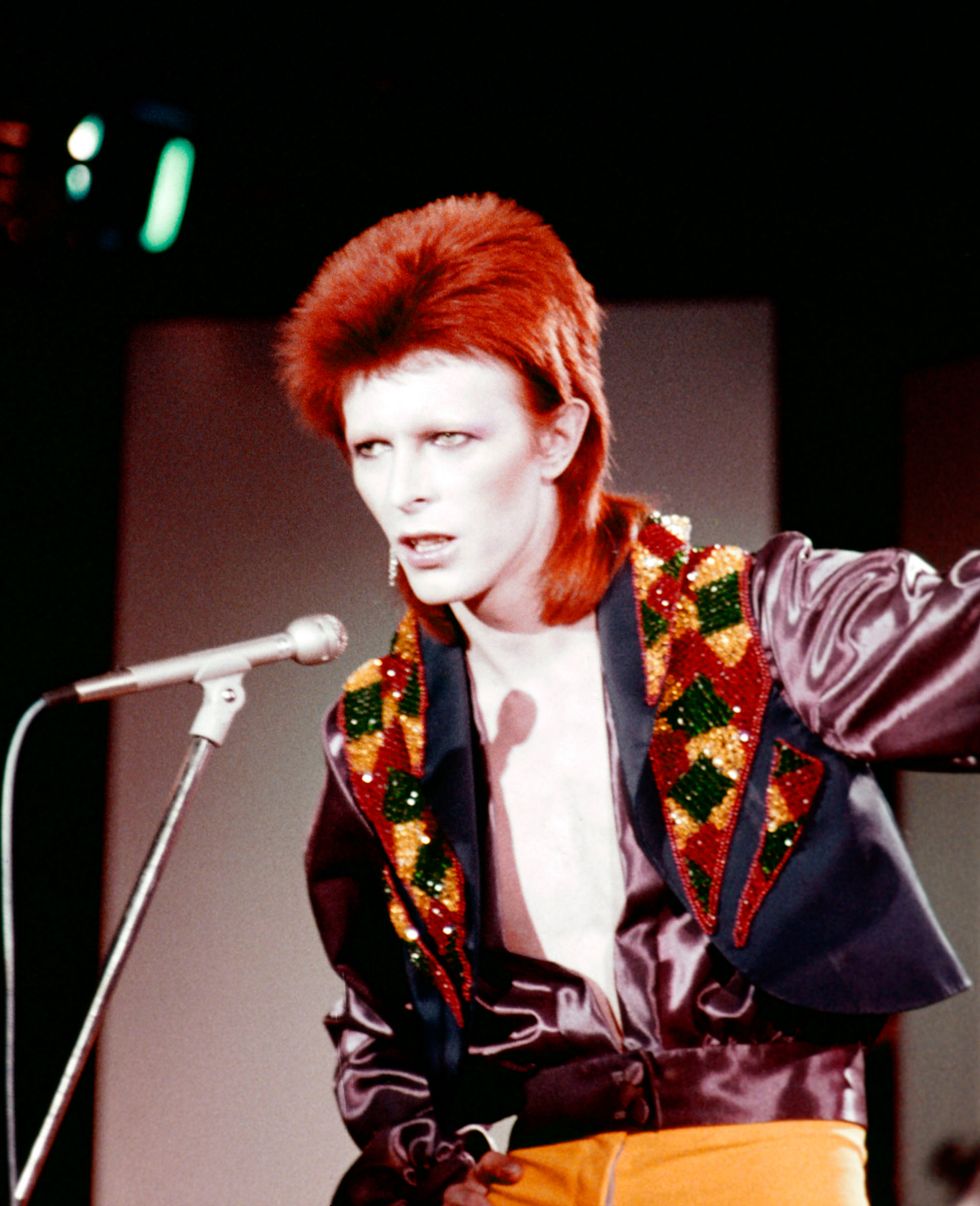 midnight special "the 1980 floor show staring david bowie" episode 210 aired 111673 pictured david bowie during his last show as ziggy stardust filmed mostly at the marquee club in london, england from october 18 20, 1973 photo by nbcu photo banknbcuniversal via getty images via getty images