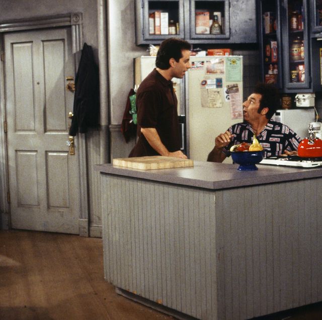 seinfeld    the finale part 12 episode 23  24    pictured l r jerry seinfeld as himself, michael richards as cosmo kramer  photo by joseph del vallenbcu photo banknbcuniversal via getty images via getty images